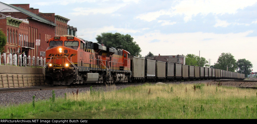 BNSF 6075